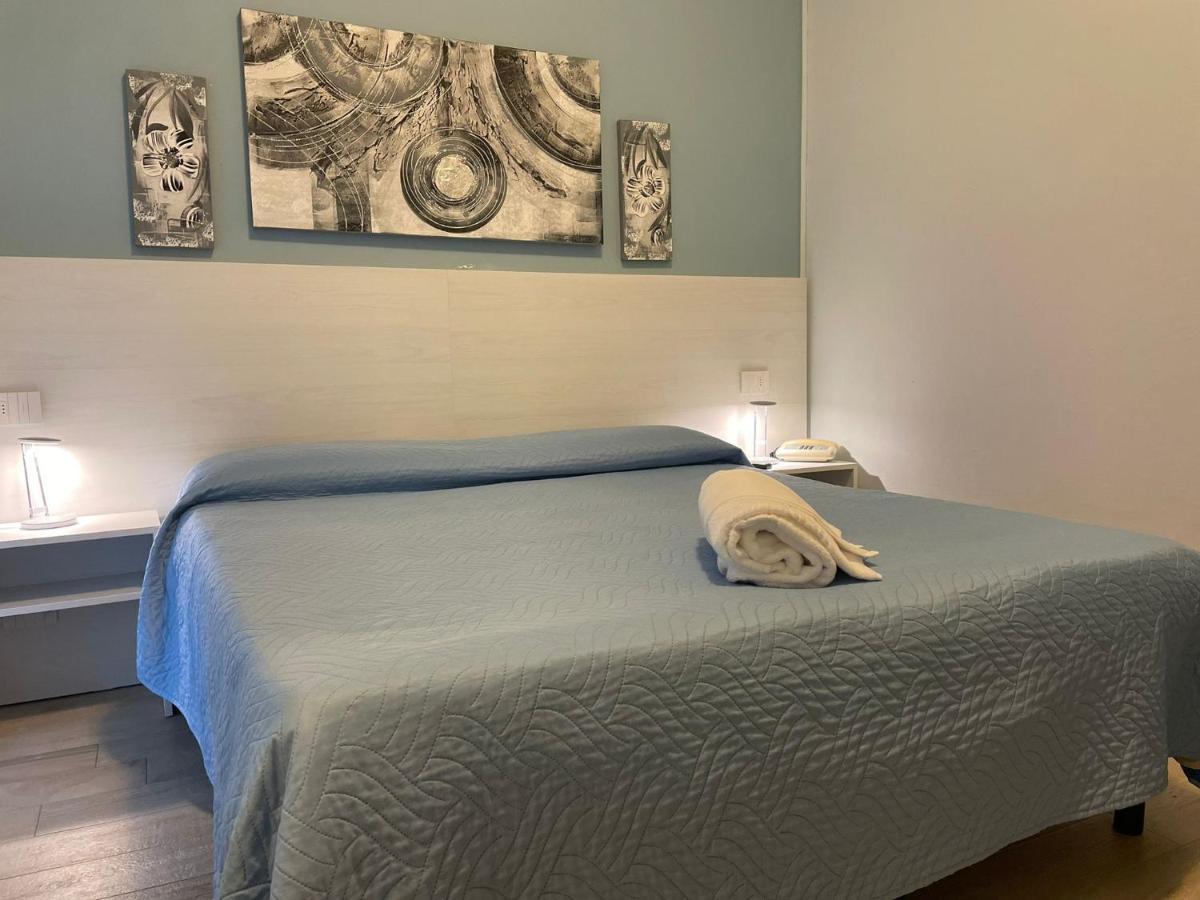 Hotel Ristorante Miramare Pesaro Bagian luar foto