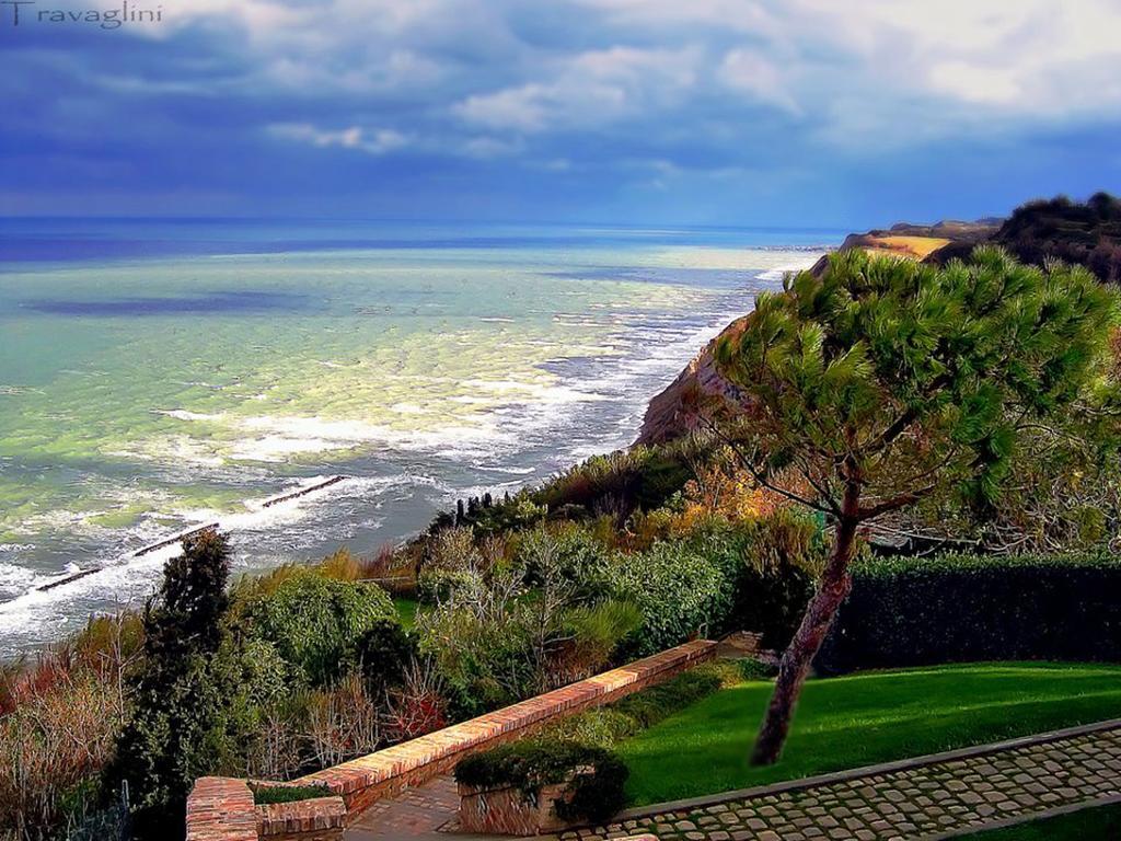 Hotel Ristorante Miramare Pesaro Bagian luar foto