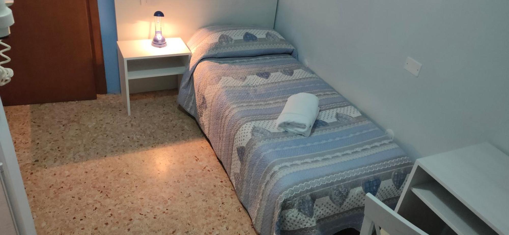 Hotel Ristorante Miramare Pesaro Ruang foto