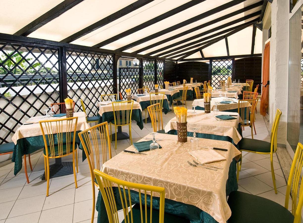 Hotel Ristorante Miramare Pesaro Bagian luar foto
